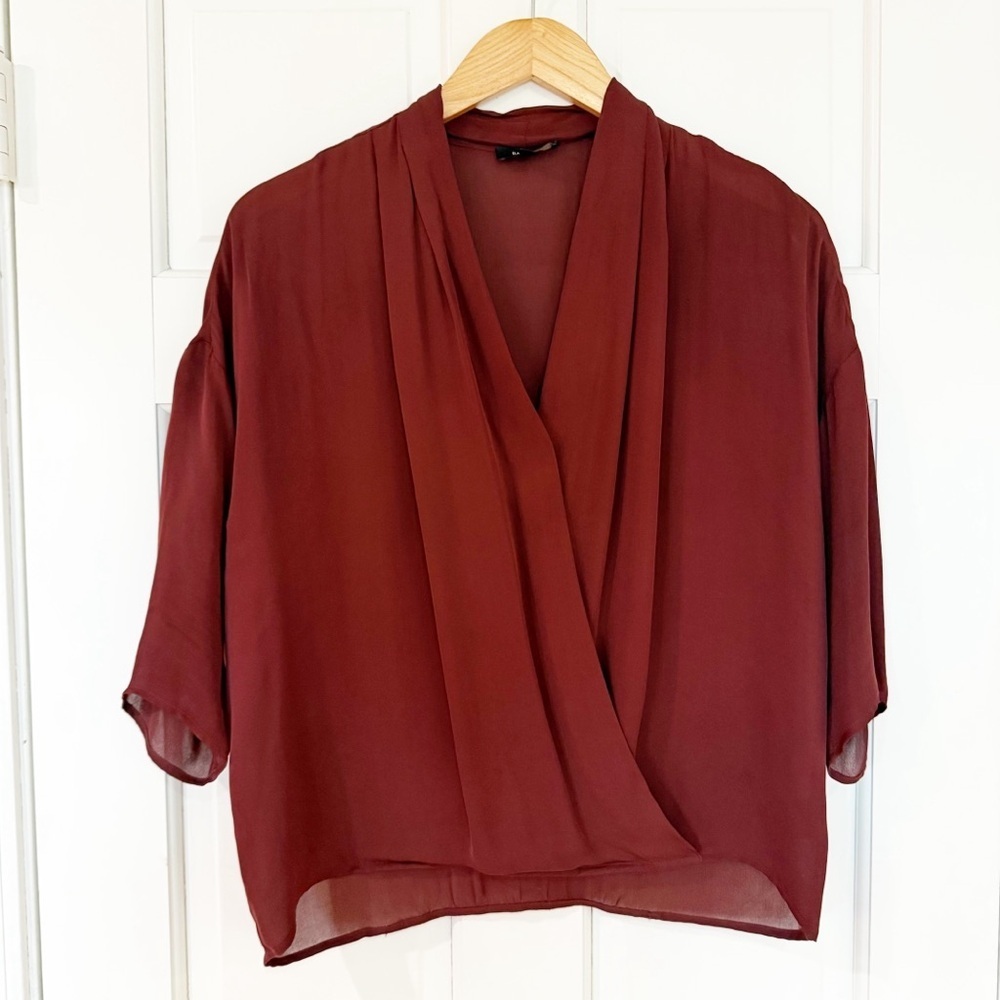 Aritzia Babaton Academy Burgundy 100% Silk Button Up Long Sleeve Blouse | Size M